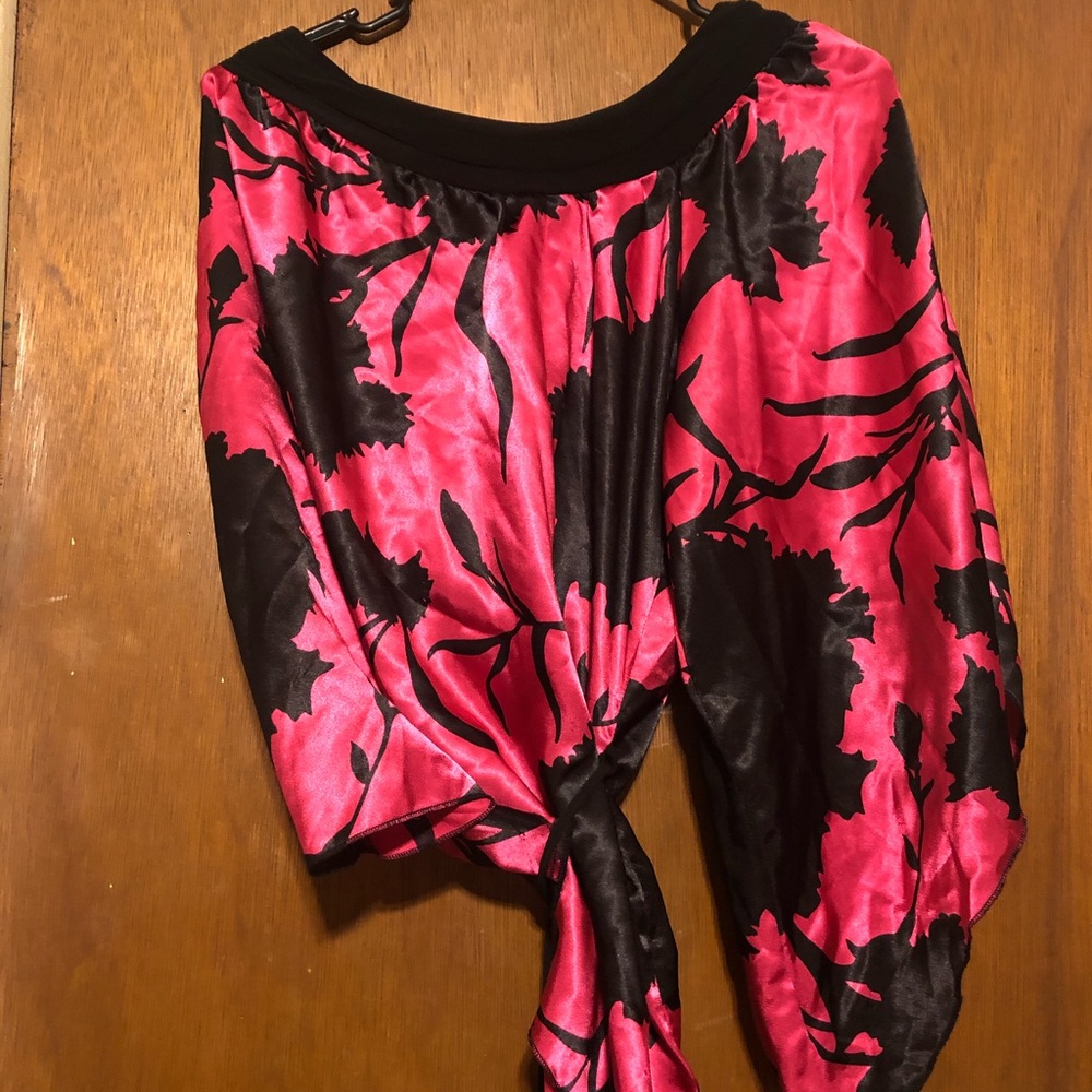 One Sleeve Geisha Top